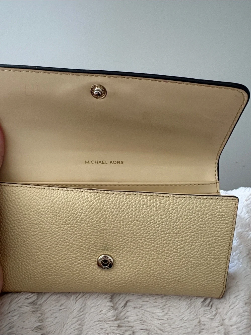 Michael Kors Beige Leather Clutch Wallet